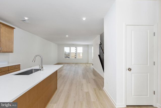 2510 NEABSCO COMMON PL, Woodbridge, VA 22191