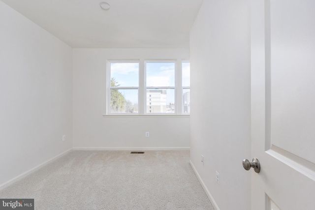 2510 NEABSCO COMMON PL, Woodbridge, VA 22191