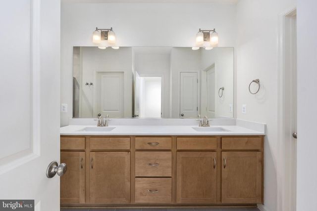 2510 NEABSCO COMMON PL, Woodbridge, VA 22191