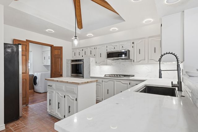 9435 Spring Hollow Drive, Dallas, TX 75243