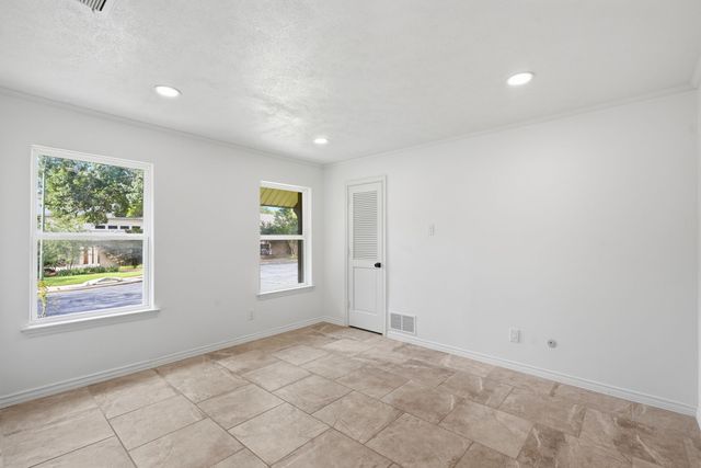 9435 Spring Hollow Drive, Dallas, TX 75243