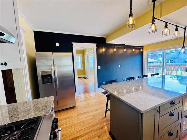 62 E Dixon Avenue, Oakwood, OH 45419