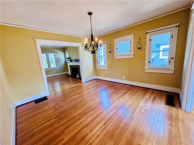 62 E Dixon Avenue, Oakwood, OH 45419