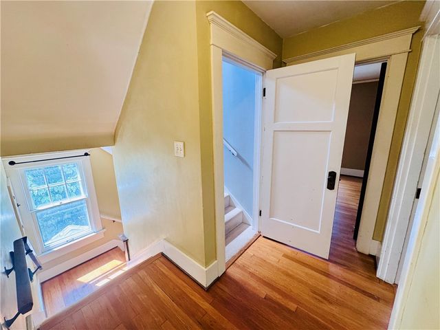 62 E Dixon Avenue, Oakwood, OH 45419