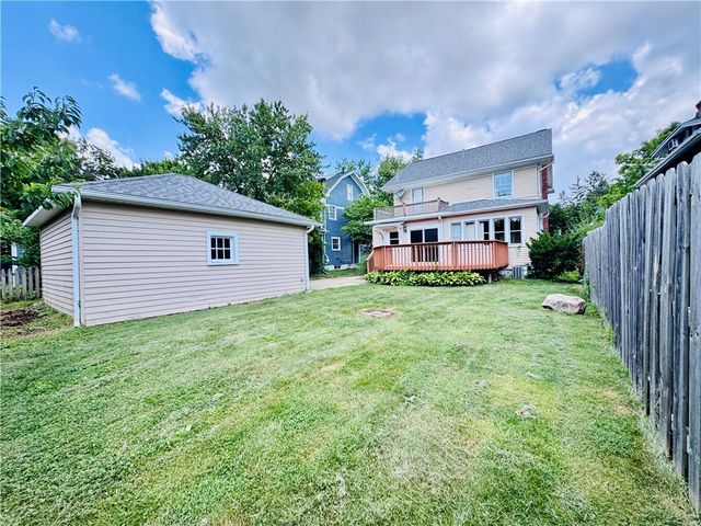 62 E Dixon Avenue, Oakwood, OH 45419