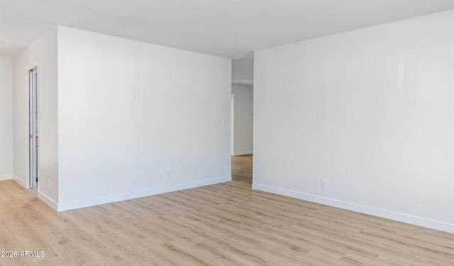 1303 W DEVONSHIRE Street 1, Mesa, AZ 85201