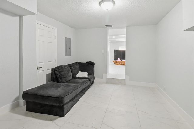 1152 Sunset Road, West Palm Beach, FL 33406