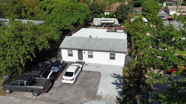 1152 Sunset Road, West Palm Beach, FL 33406