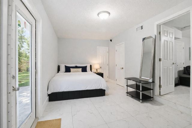 1152 Sunset Road, West Palm Beach, FL 33406