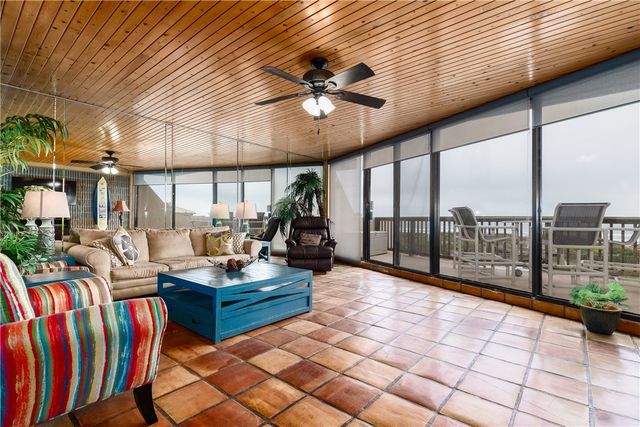 7477 STATE HIGHWAY 361 311, Corpus Christi, TX 78418