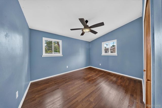 9281 Hazel Street, Taylor, MI 48180