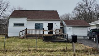 3095 Maywood Drive, Flint, MI 48504