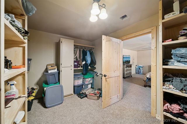 11815 EW 255 Road, Nowata, OK 74048