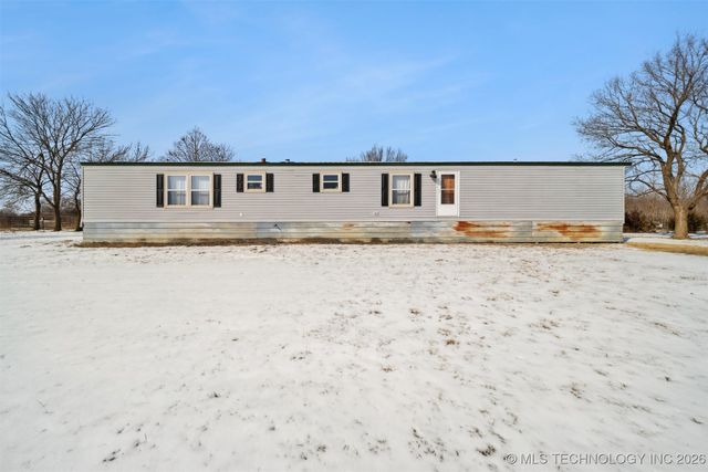 11815 EW 255 Road, Nowata, OK 74048