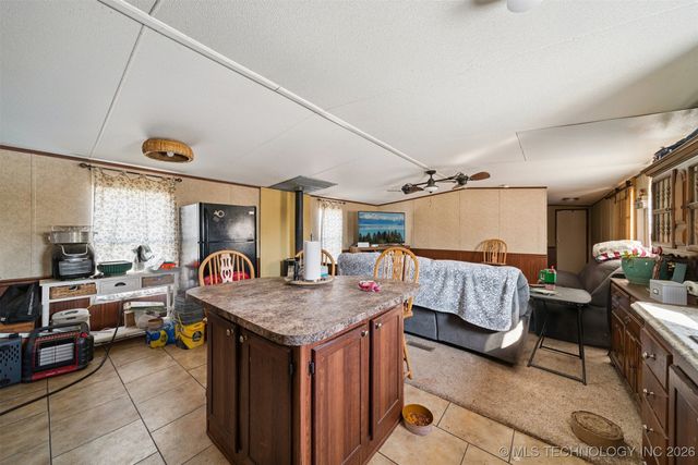 11815 EW 255 Road, Nowata, OK 74048