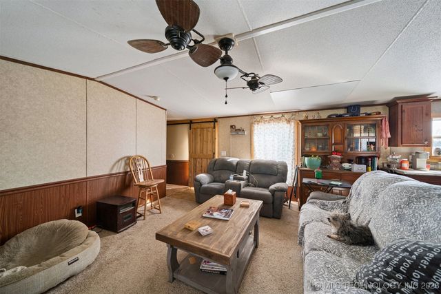 11815 EW 255 Road, Nowata, OK 74048