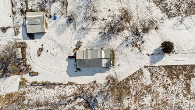 11815 EW 255 Road, Nowata, OK 74048
