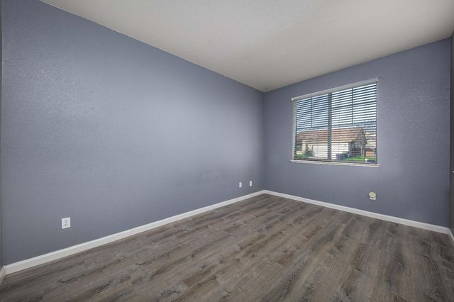 272 Olivine Ave, Lathrop, CA 95330