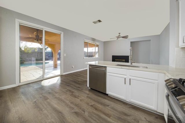 272 Olivine Ave, Lathrop, CA 95330