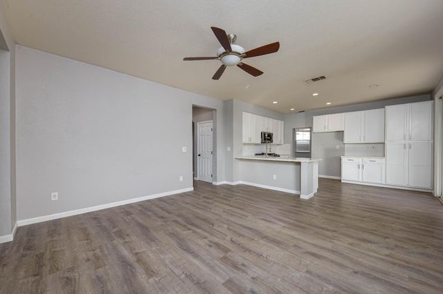 272 Olivine Ave, Lathrop, CA 95330