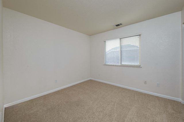 272 Olivine Ave, Lathrop, CA 95330