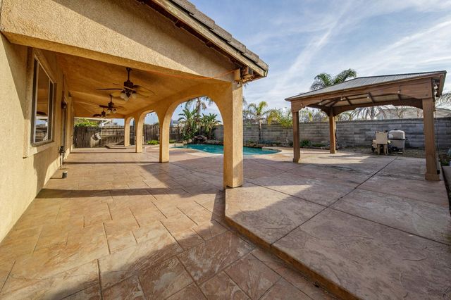 272 Olivine Ave, Lathrop, CA 95330