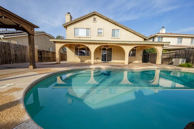 272 Olivine Ave, Lathrop, CA 95330