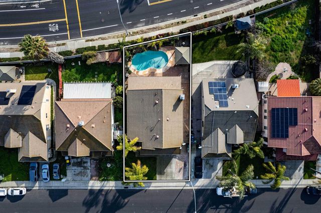 272 Olivine Ave, Lathrop, CA 95330