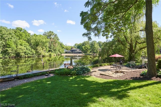 2793 Greenspire Circle, Akron, OH 44333