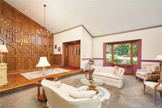 2793 Greenspire Circle, Akron, OH 44333