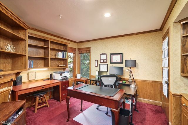 2793 Greenspire Circle, Akron, OH 44333