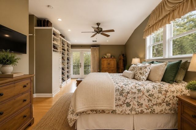 19 Pheasant Lane, Topsfield, MA 01983