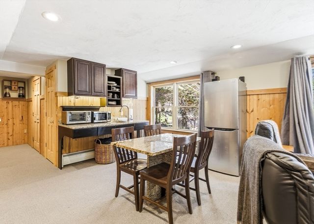 19 Pheasant Lane, Topsfield, MA 01983