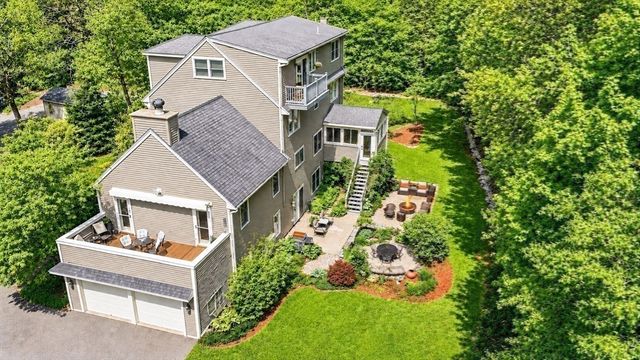 19 Pheasant Lane, Topsfield, MA 01983