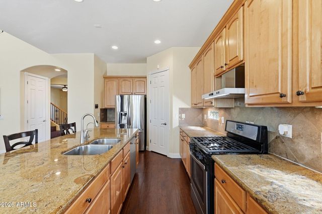3137 E FANDANGO Drive, Gilbert, AZ 85298