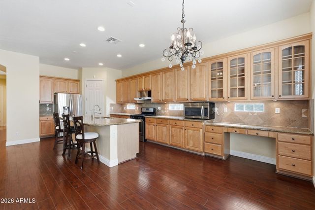 3137 E FANDANGO Drive, Gilbert, AZ 85298