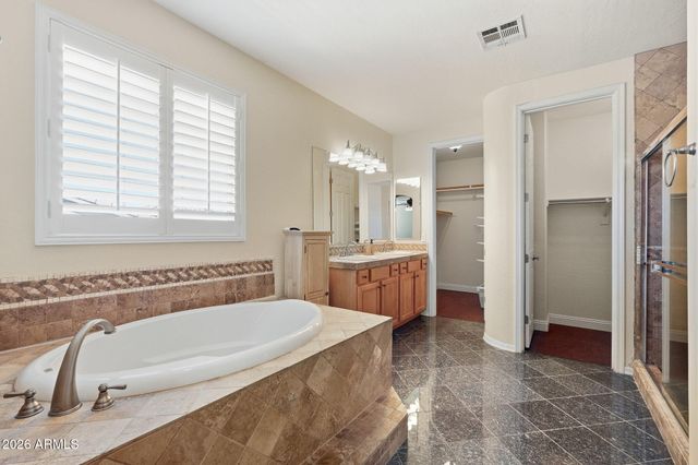 3137 E FANDANGO Drive, Gilbert, AZ 85298