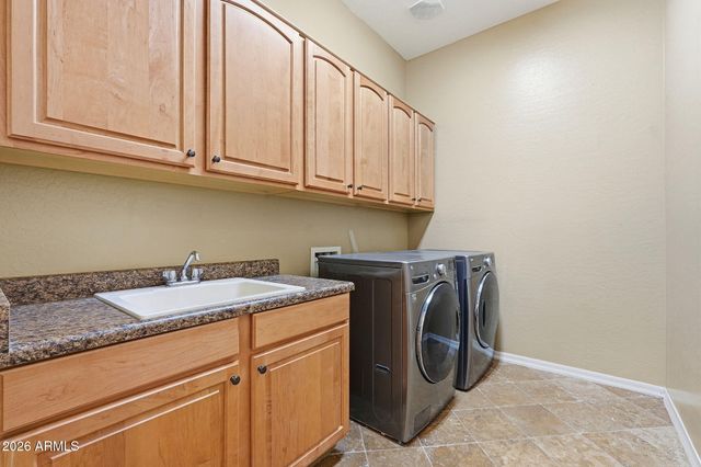 3137 E FANDANGO Drive, Gilbert, AZ 85298