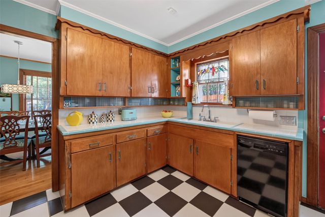 3905 Linden Avenue, Fort Worth, TX 76107