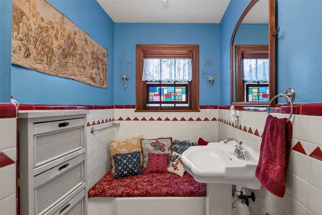 3905 Linden Avenue, Fort Worth, TX 76107