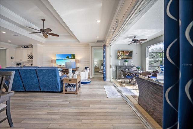 9284 SW 56TH LOOP, Ocala, FL 34481