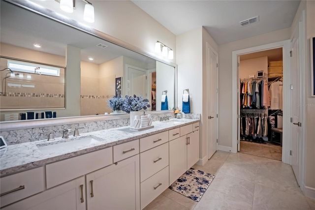 9284 SW 56TH LOOP, Ocala, FL 34481