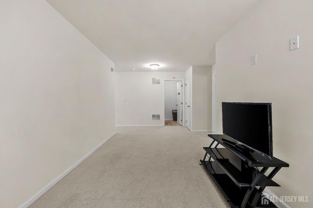 23 Clover Lane, Monroe, NJ 08831