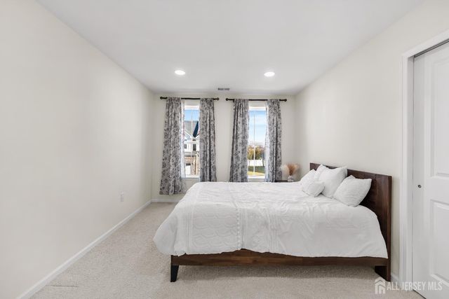 23 Clover Lane, Monroe, NJ 08831