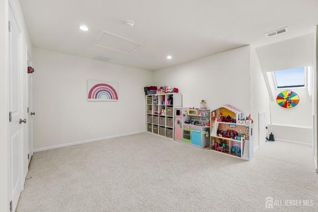 23 Clover Lane, Monroe, NJ 08831