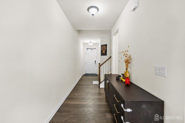 23 Clover Lane, Monroe, NJ 08831