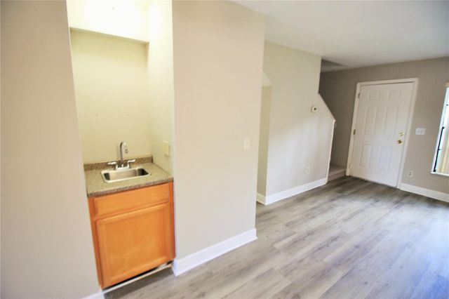 7446 WYNNEWOOD SQUARE 190, Winter Park, FL 32792