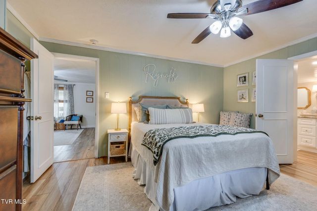 809 North Boone Street, Johnson City, TN 37604