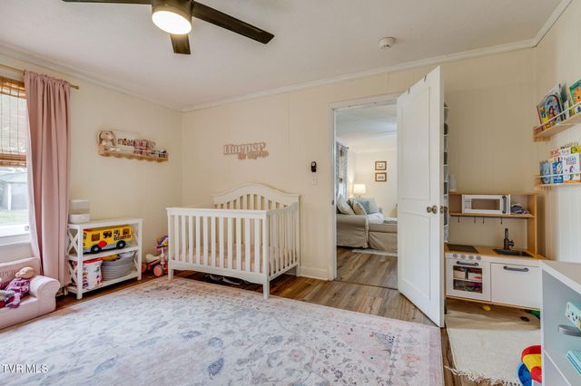 809 North Boone Street, Johnson City, TN 37604