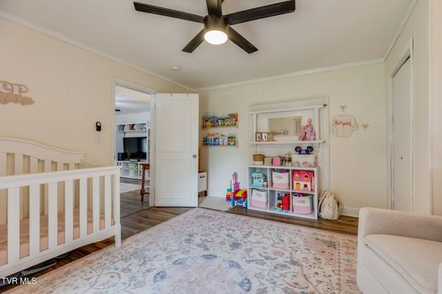 809 North Boone Street, Johnson City, TN 37604